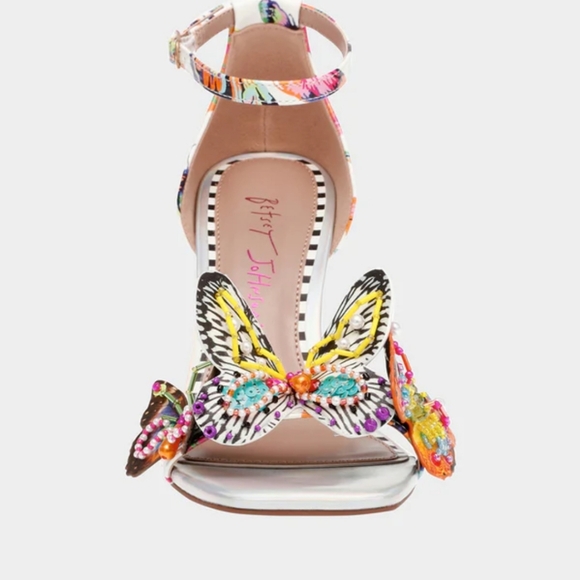 Betsy Johnston Marloe White Butterfly wedge sandal - Picture 3 of 5